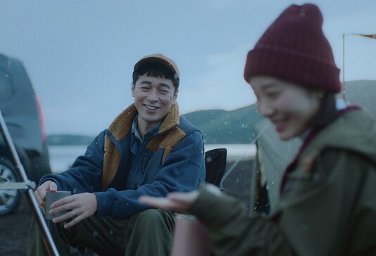 みんなの新しい毎日が、走りだしてる。夏も冬も、これ一本。次世代オールシーズンタイヤ