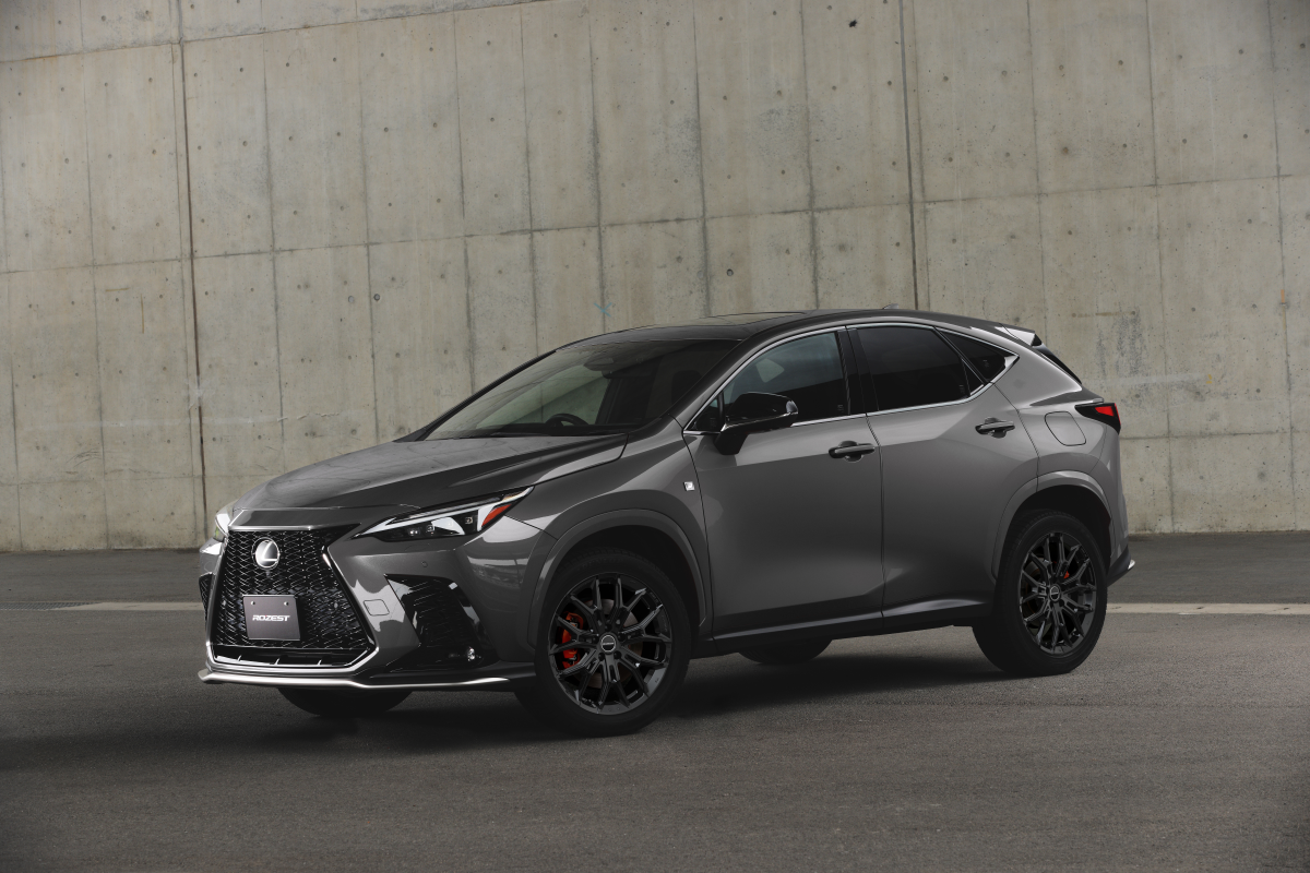 ROZEST DLK 装着イメージ（LEXUS NX350）